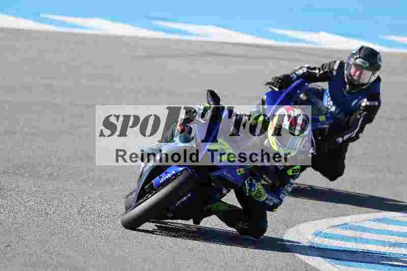 /02 28.-31.01.2025 Moto Center Thun Jerez/blau-blue/77